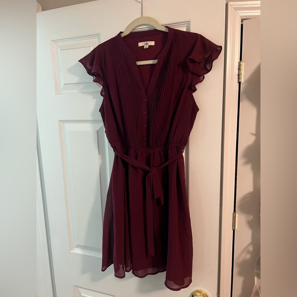 Ya Los Angeles Burgundy Tie Belted Dress L